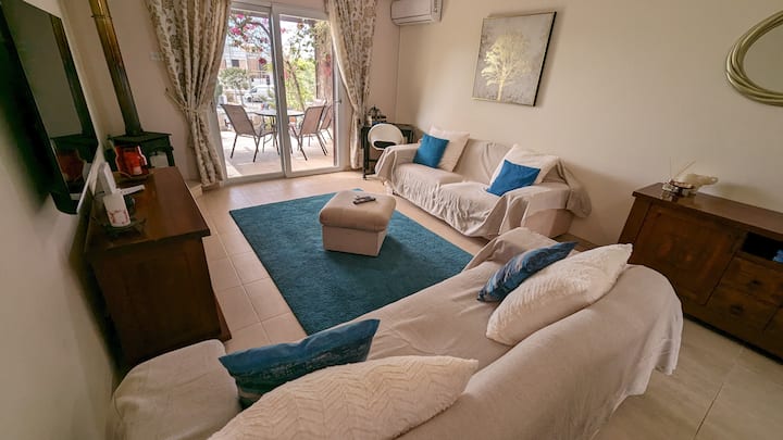 Estéa • Anastasia's Charming Place Next To The Sea - Paphos