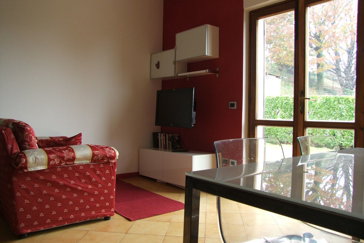 Successful Airbnb property: Elisa apartment with garden in Bellagio