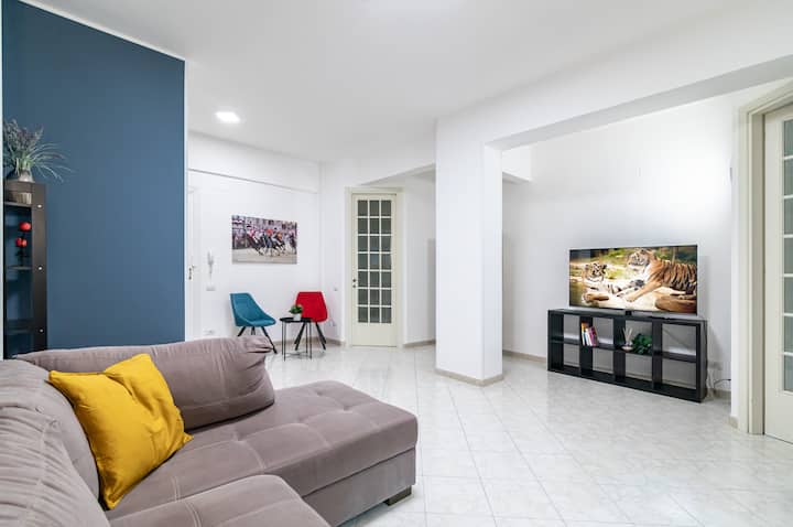 Guesthost - Roomy Apartment Close To Siena Center - Siena
