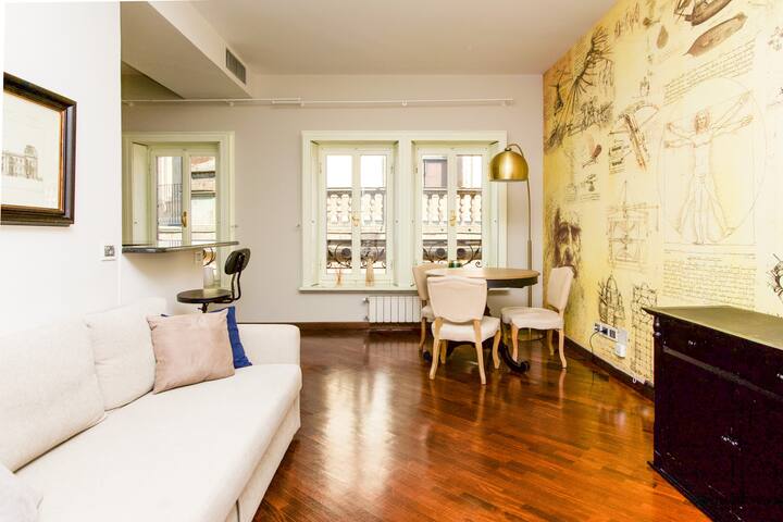 “Vista Duomo” Attico Vista Milano 135Mq By KeyHost