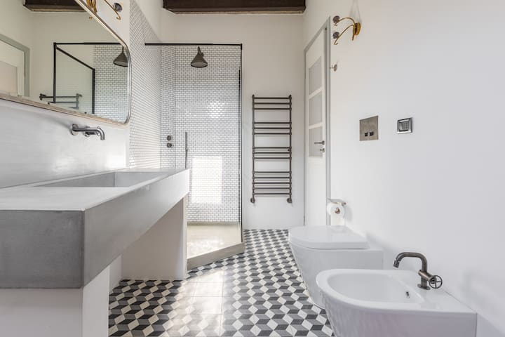 Casa Zamboni, attico con vista gallery image 4