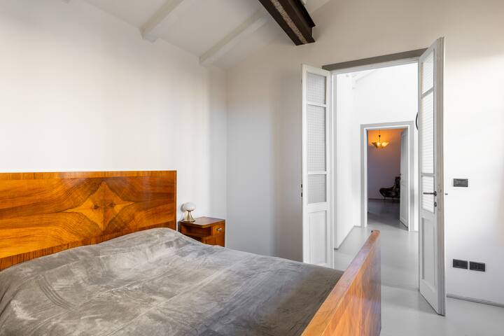 Casa Zamboni, attico con vista gallery image 5