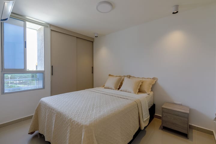 ГЛАВНА СПАЛНЯ
