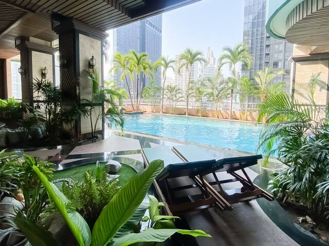 300m BTS • Large 145 sqm • Hight Floor • Sontana gallery image 2