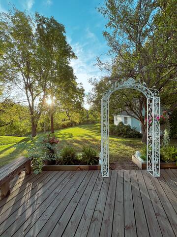 Grandpa’s Pool House gallery image 4