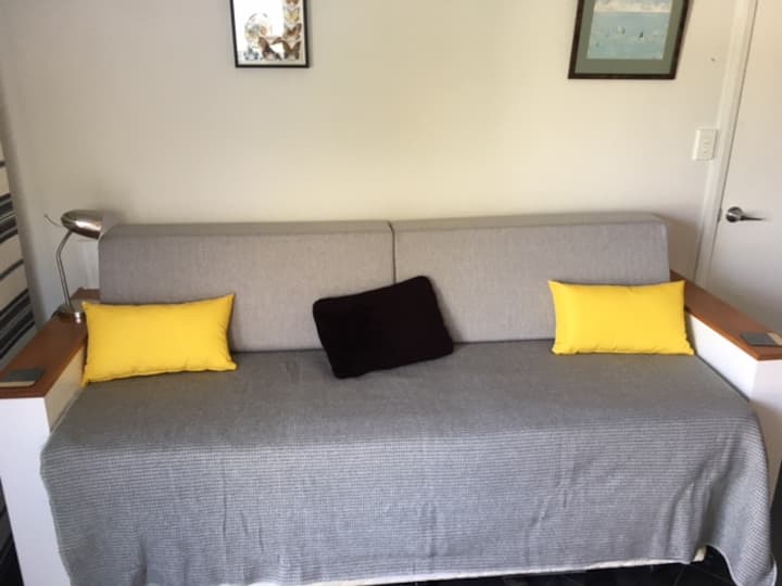 Semi -Detached Studio - Upper Hutt
