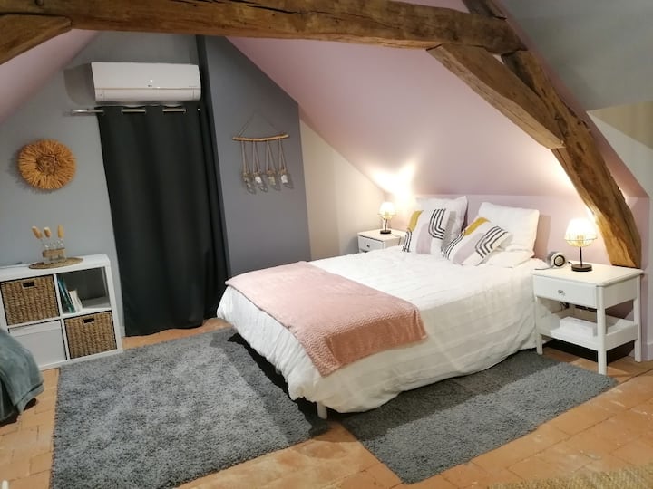 Schlafzimmer 1