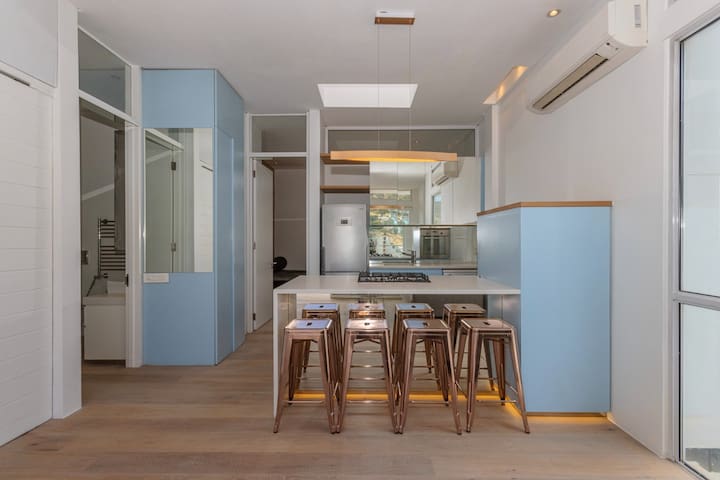 Inner city Penthouse – Always electricity !