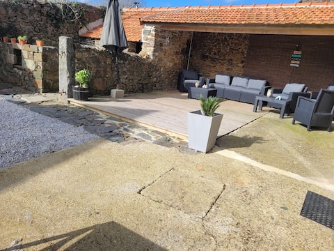 Popular Airbnb listing: L'écurie du Hameau Gîte in La Hague