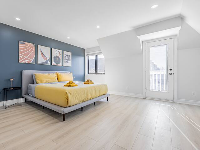 4 Bedroom Port Union Paradise w/ Parking gallery image 5