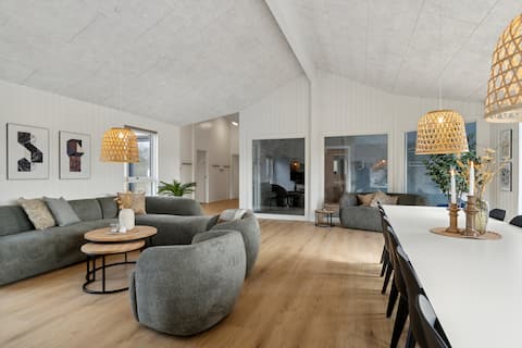 Luxury pool house close to Skagen - with spa and sauna!