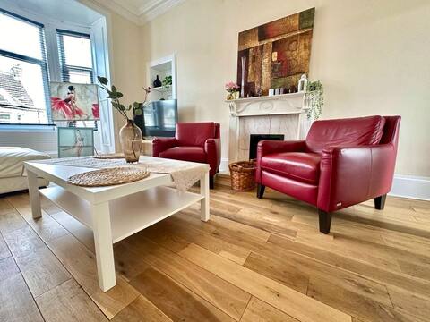 Best Dumbarton home,spacious and  bright