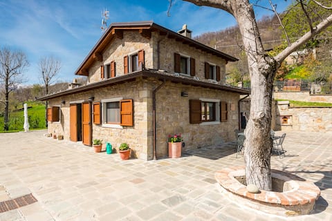 Fanano Villas - Panoramic Villa by Alterego
