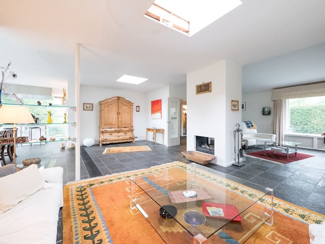 Hosted By Wendy managed Airbnb listing 2