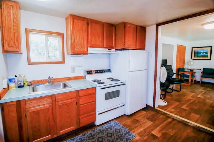 Wild Rose- Glacier Park-st. Mary Mt (2-night Min) - Montana