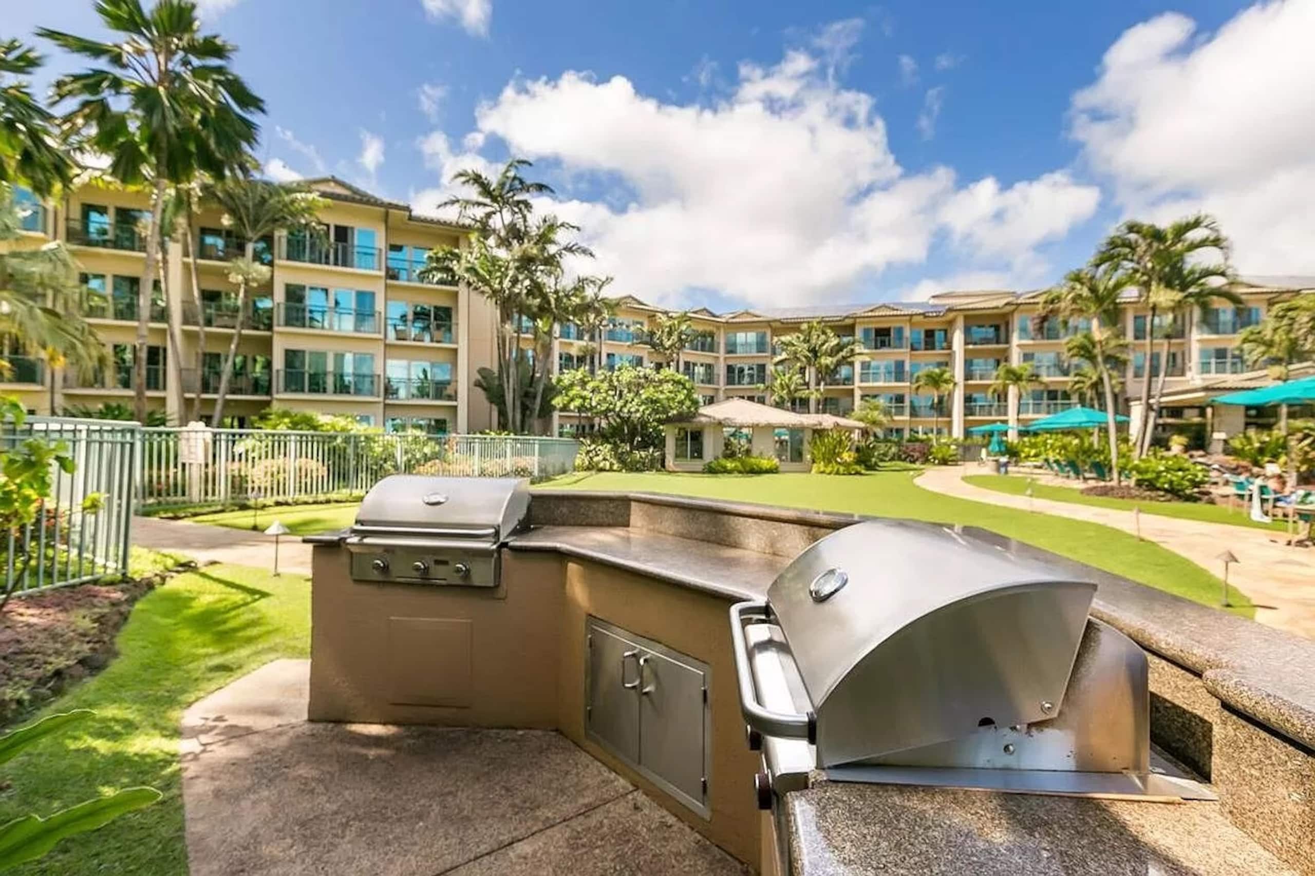 Waipouli Beach Rst 2bd 3bt Pool/Ocean view sleep 8 - Photo 26