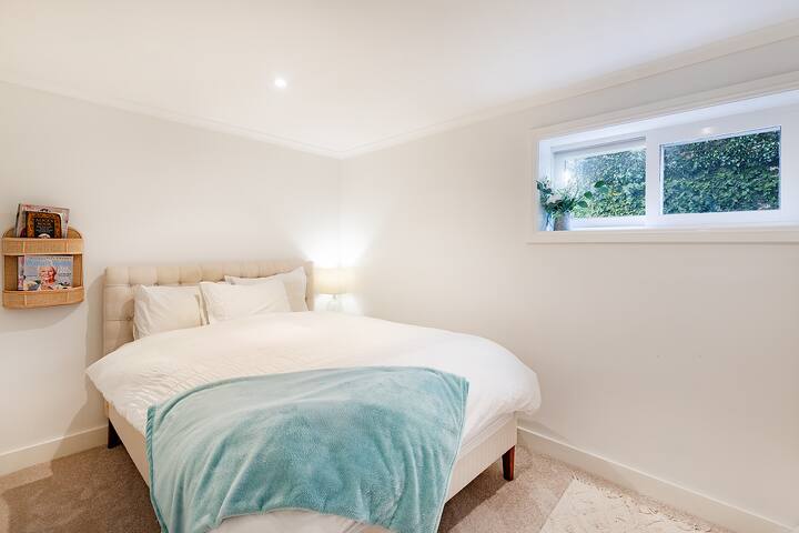 Great entertainer gallery image 5