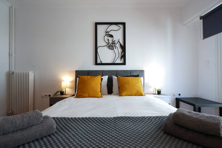 Syntagma square, 70sqm Pentelis sunny apartment gallery image 3