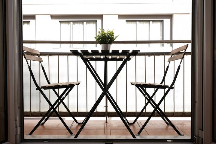 Syntagma square, 70sqm Pentelis sunny apartment gallery image 4