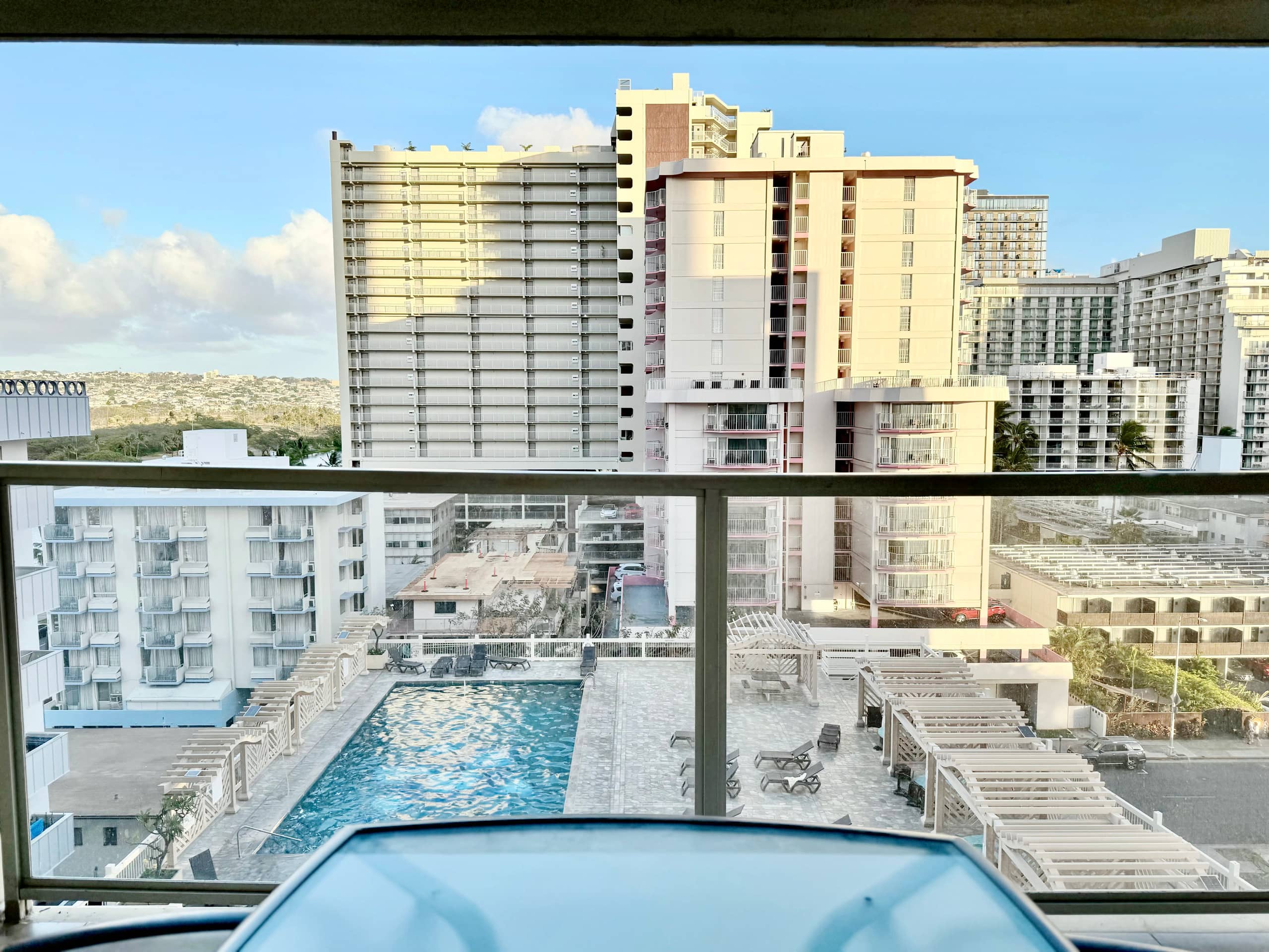Pool View Aston Skyline w/2 Queens-Waikiki Beach - Image 24