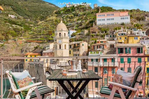 Golden View, Terre Marine