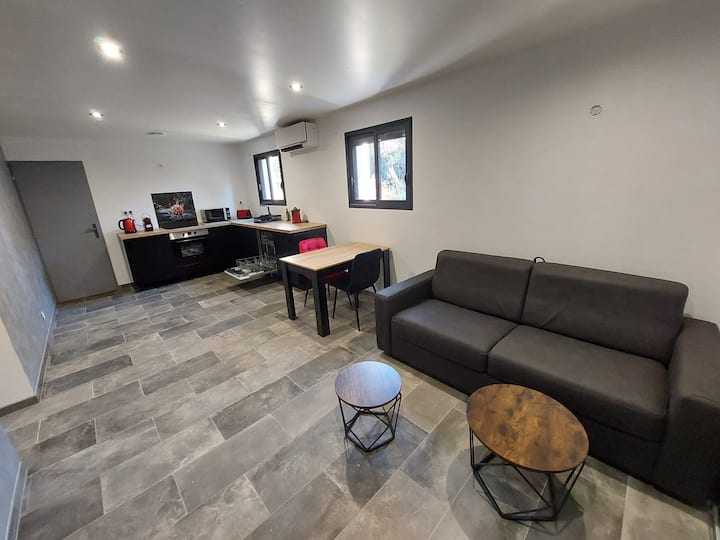 Nid Romantique Luxe - Piscine, Sauna Et Spa Privés - Manosque