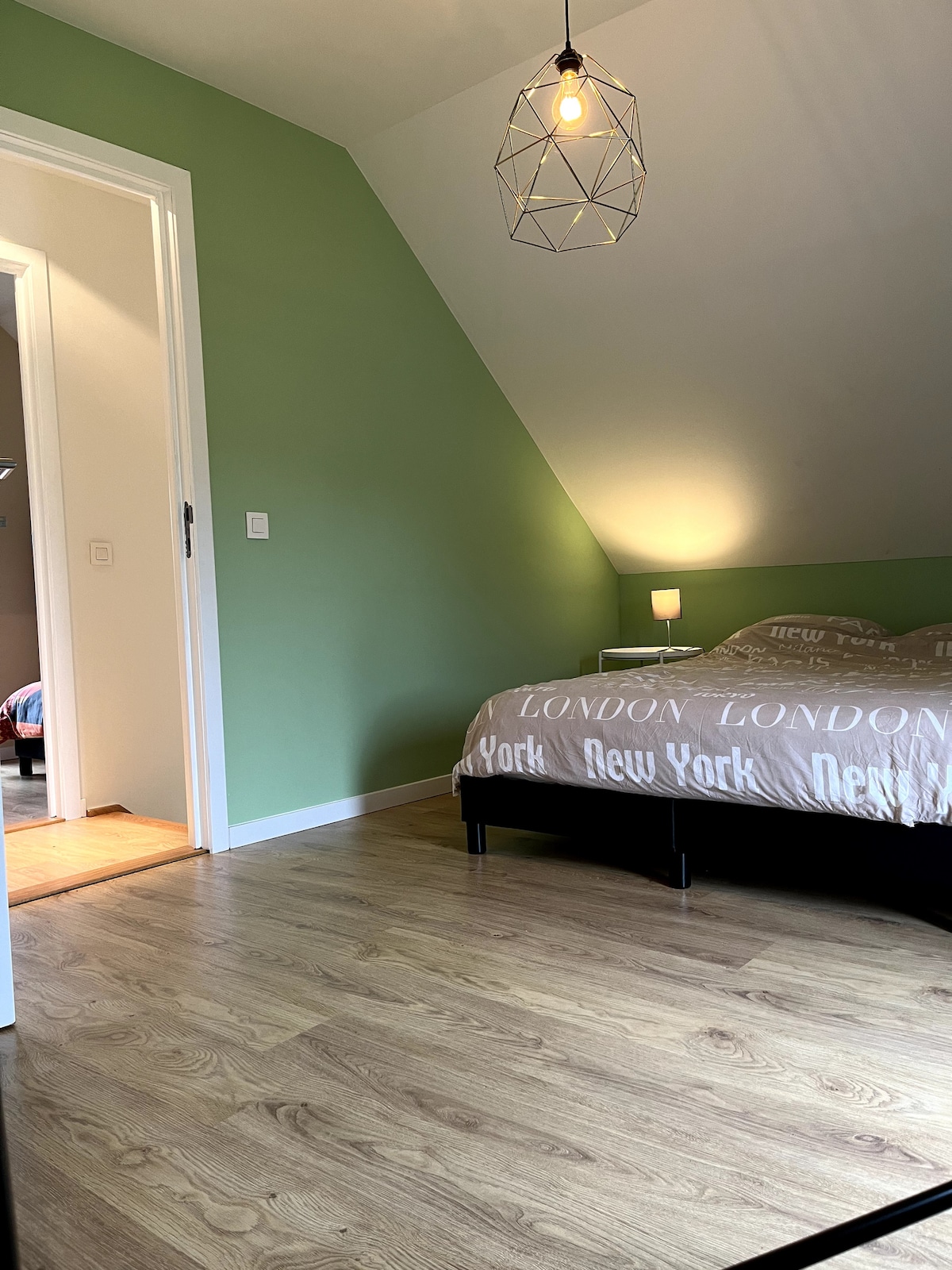 საძინებელი 2