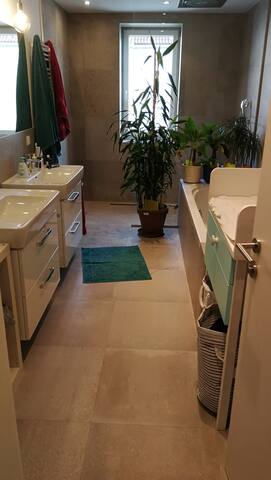 Familientraum mit Terrasse neben Schönbrunn gallery image 3