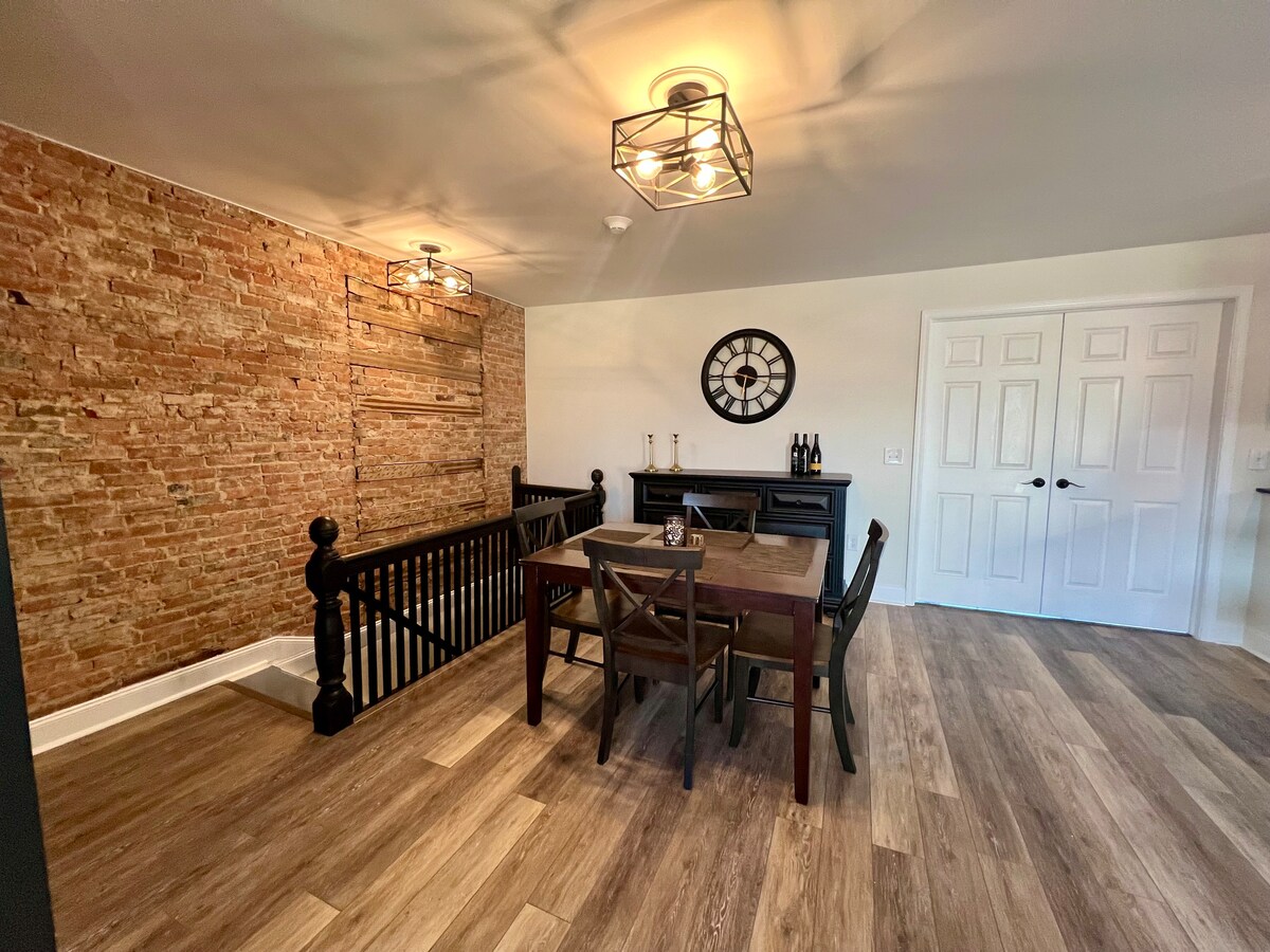 STUDIO APARTMENT 『FLIGHT』　APT. CLASSICS Studio Apartments For Rent in 10179 | Zillow