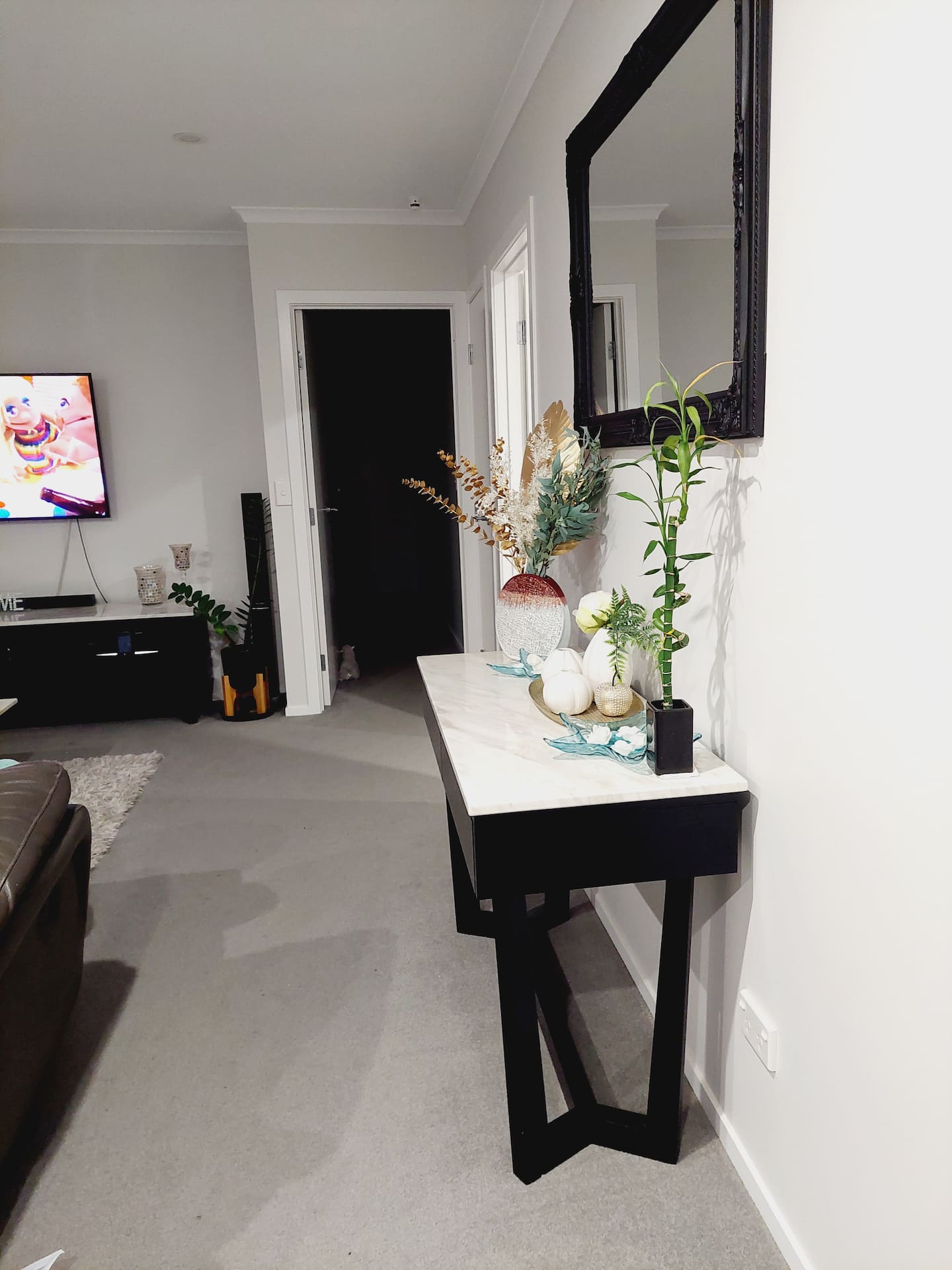Modern Comfortable Room To Relax 5