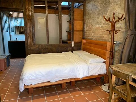 Tomoyi House Private House () ~ Nine Qu Lane Private House, Near First Market, Tenyi, Ding Family Ho