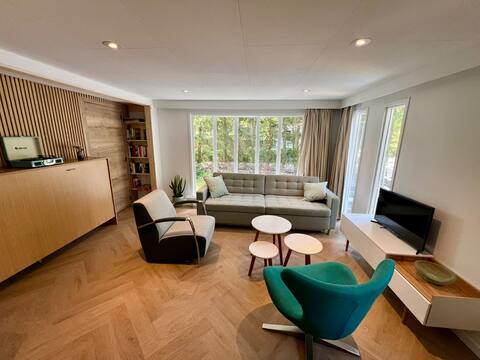 Holiday home near swimming pool, child-friendly