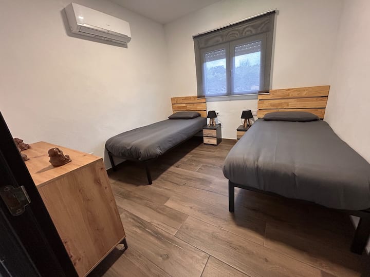 Dhomë gjumi 4