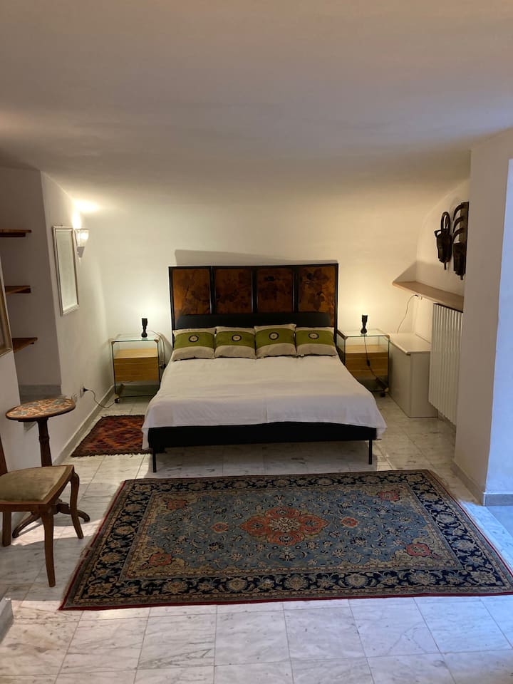 غرفة النوم 2