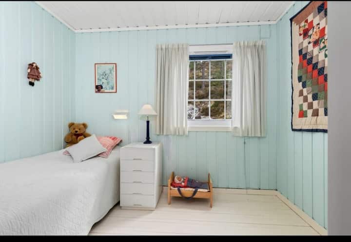 საძინებელი 1