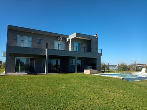 Casa Dentro del Country San Sebastian | 5 Personas