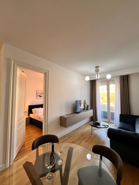 Top performing Airbnb: Skyline Resort Apartment 305 in Bečići