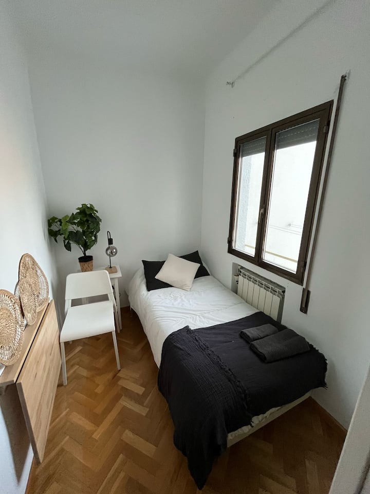 Mp51-02 Habitación Privada En Piso Compartido - Madrid