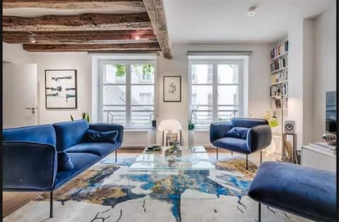 Top Airbnb: Absolute calm in Paris's Le Marais in Paris 4e Arrondissement