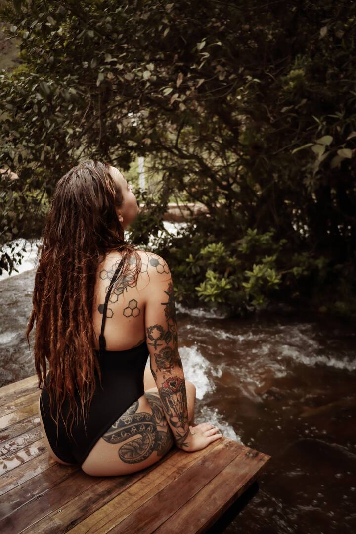 Private Room in Rustic Spa & Sauna by the River