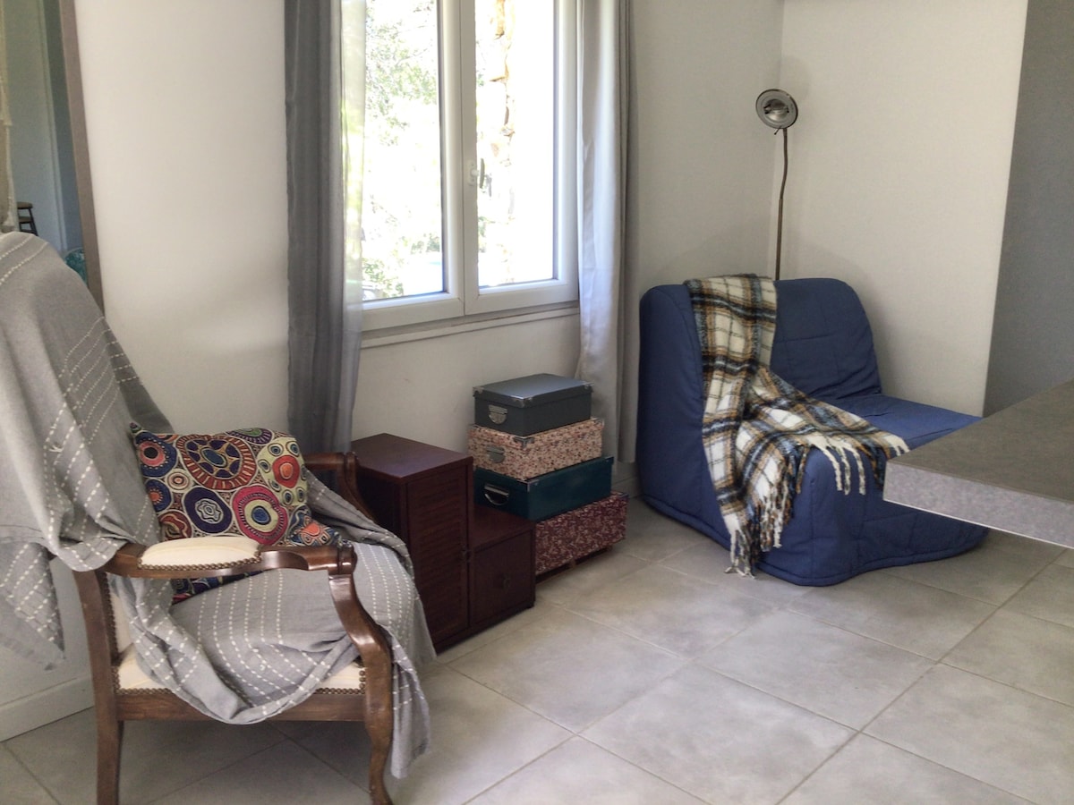 Airbnb performant: Studio in the heart of Var à Vidauban