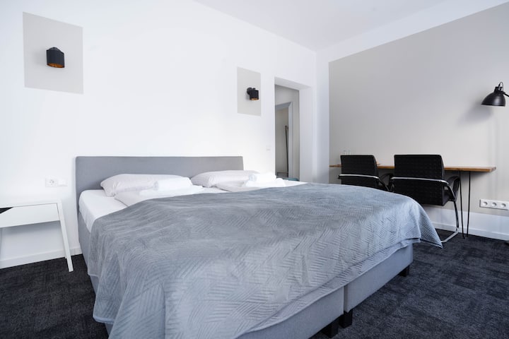 Comfortable Studio In Bonn | Home2share - Bonn