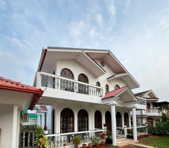 4 Bhk Villa with Private Pool