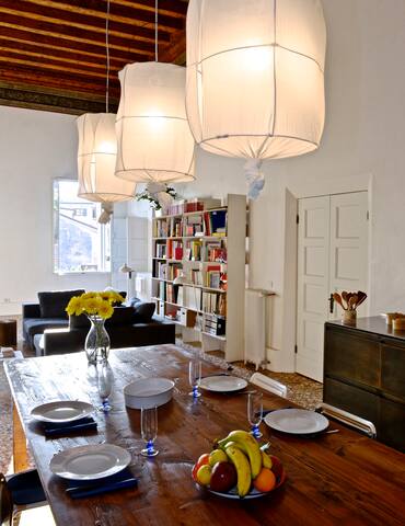 a few minutes from bienniale and San Marco Square gallery image 3