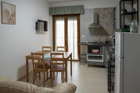Annuncio Airbnb popolare: Vitti Apartment B a Nettuno