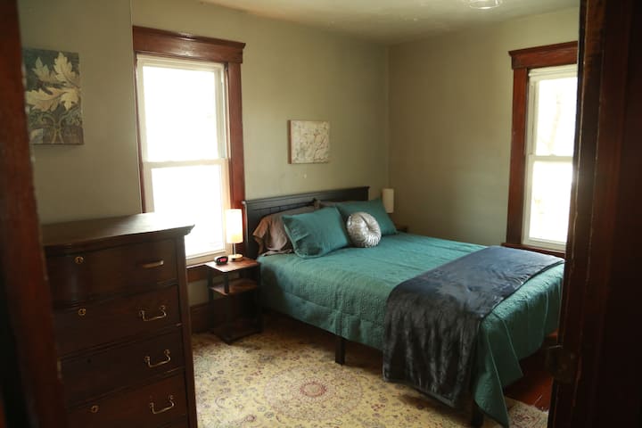 Dormitorio 2 con cama tamaño queen