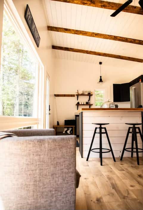 Top performing Airbnb: Marybea Sunset Cottage on the Brudenell River in Kings