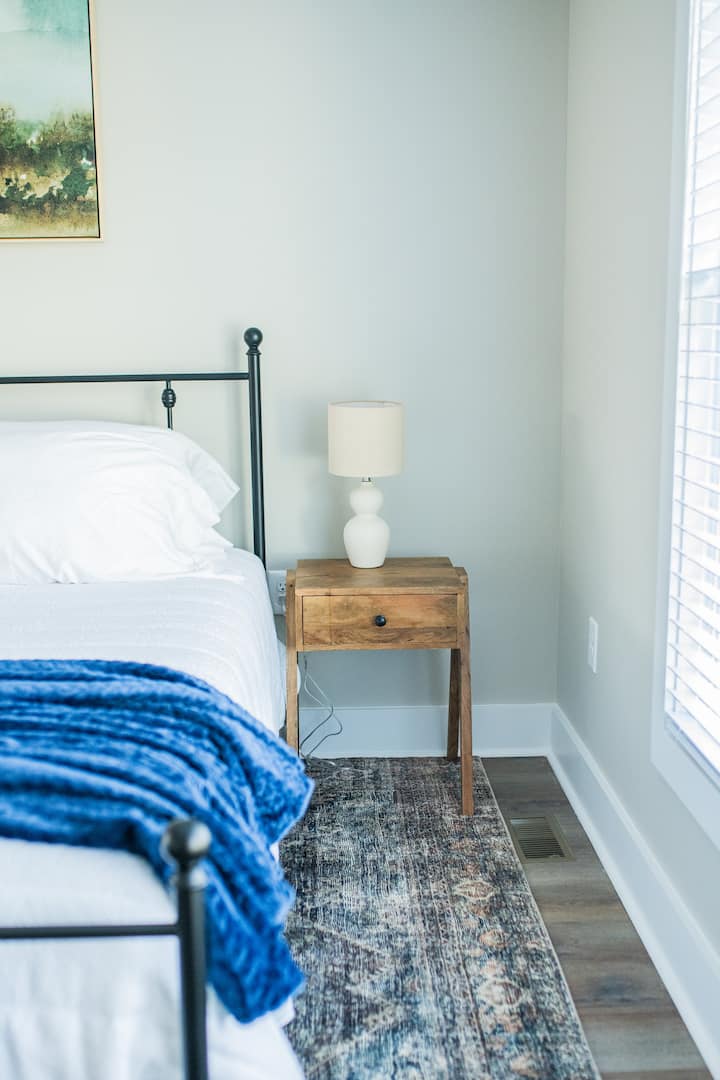 საძინებელი 1