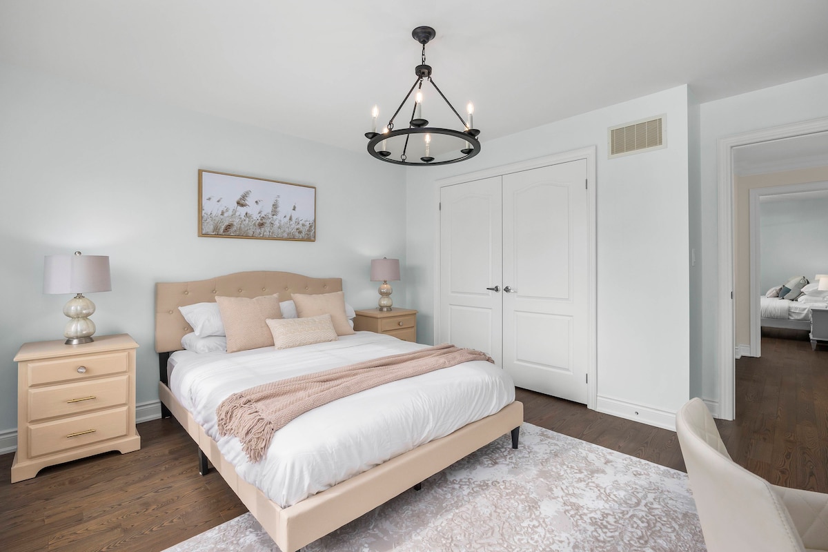 Zweiter Stock | Queensize-Bett | Bettwäsche inklusive