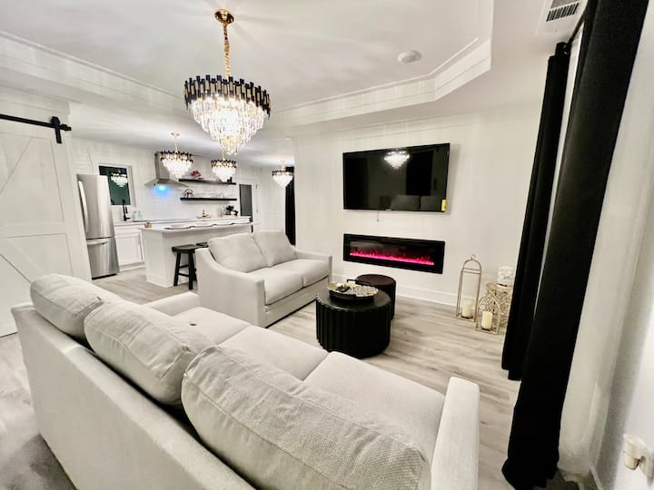 Gorgeous View House - Gainesville, GA